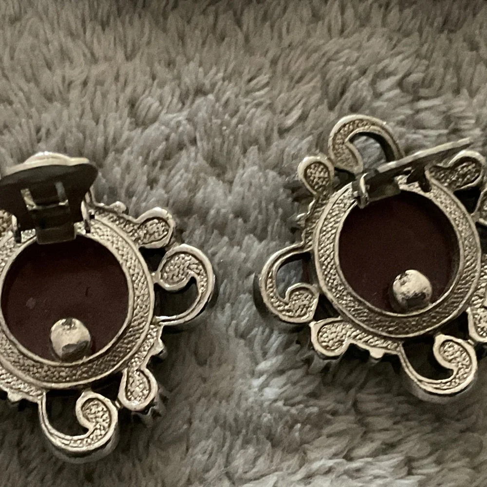 Vintage Sarah COVENTRY. BRACELET CLIP EARRINGS - Picture 5 of 9